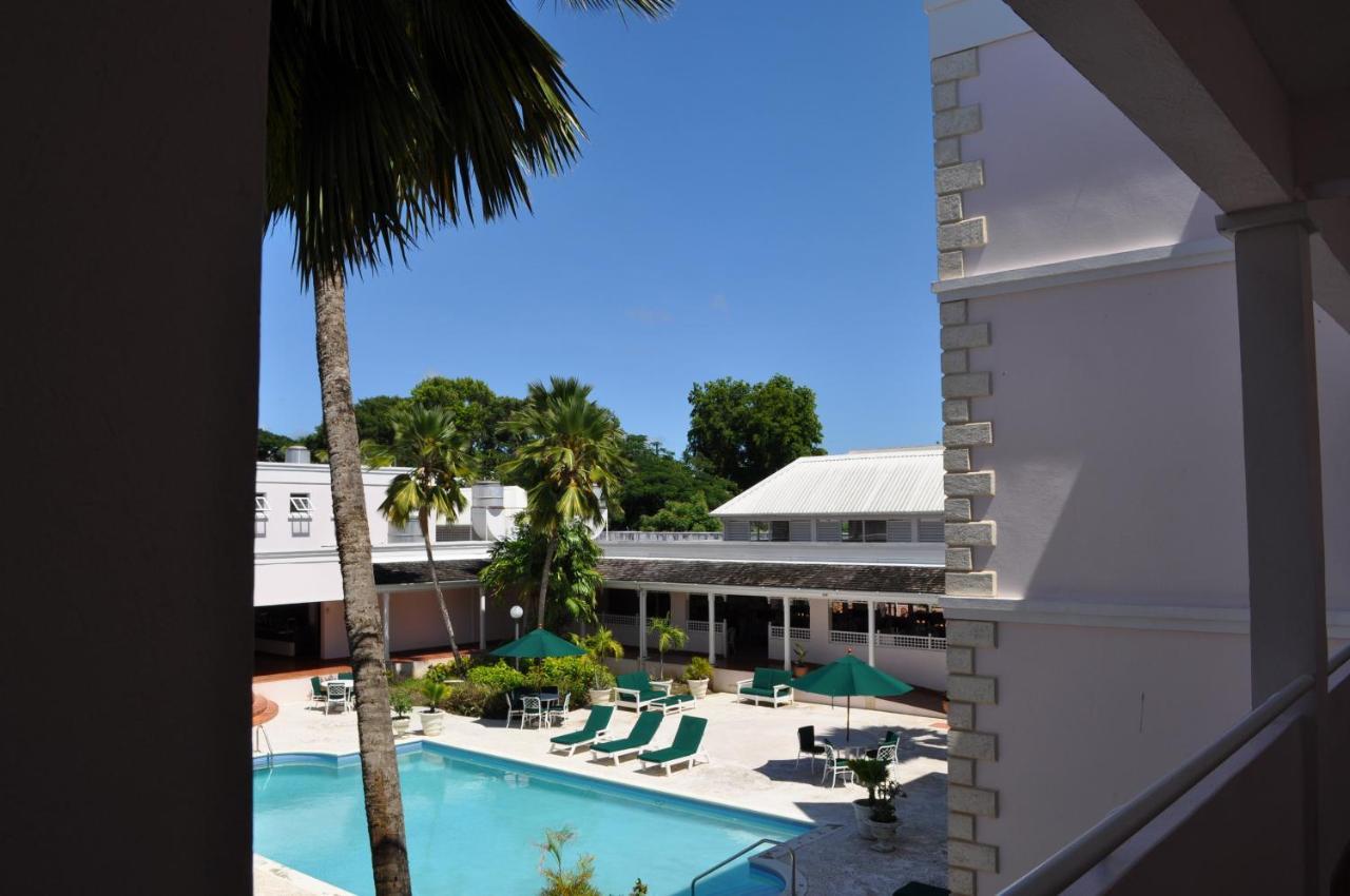 Hotel Pommarine Bridgetown Eksteriør bilde