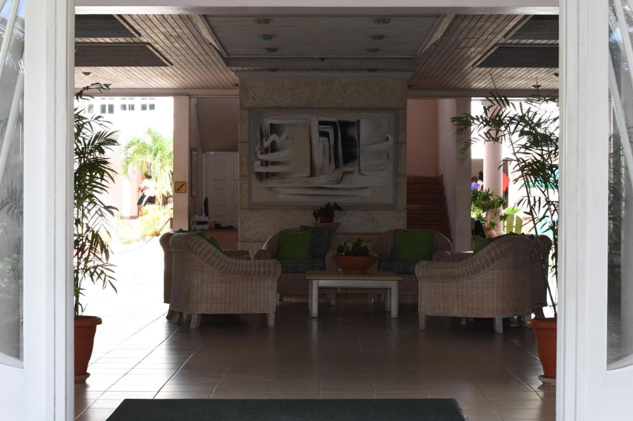 Hotel Pommarine Bridgetown Eksteriør bilde